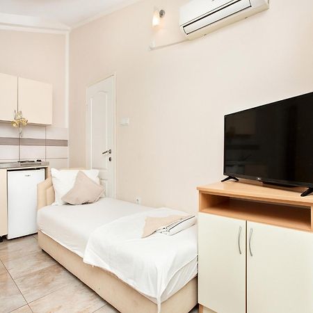 Apartments Mik5 - Famous Beach Jaz ブドヴァ エクステリア 写真