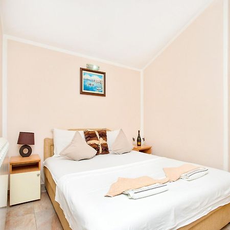 Apartments Mik5 - Famous Beach Jaz ブドヴァ エクステリア 写真